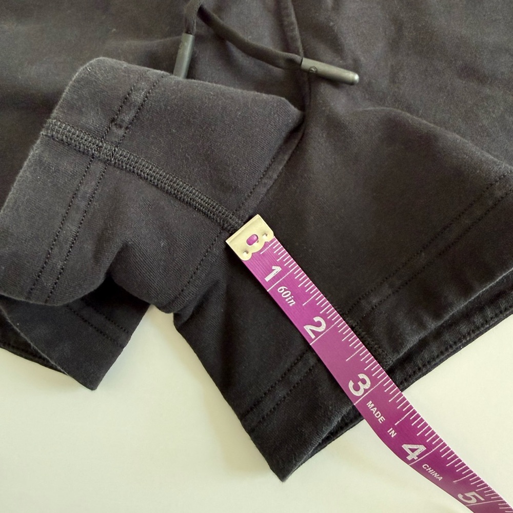 Lululemon Inner Glow Short - Picture 5 of 9